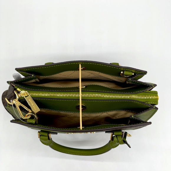 Michael Kors Hope Satchel & Double Zip Wallet - Picture 15 of 16